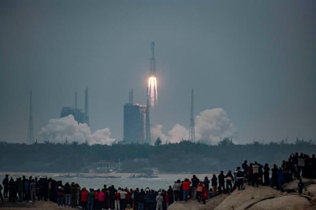 راکت جدید Long March 8 چین اولین پرواز خود را انجام داد