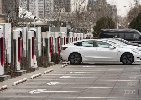 قصد چین برای تولید انبوه ایستگاه‌های شارژ خودروهای برقی