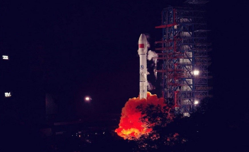 فناوری تنفس هوا و امیدواری چین برای تغذیه ماهواره‌ها