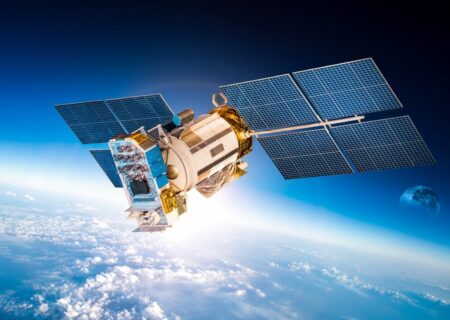 لیزر قدرتمند مگاواتی چین مناسب برای ماهواره‌ها