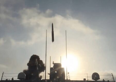 نمایش موشک‌های ضد کشتی مافوق صوت نیروی دریایی چین