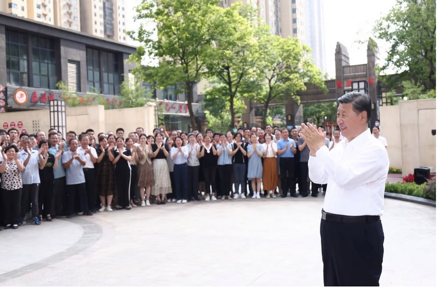 بازدید رئیس‌جمهور چین از سازنده تجهیزات لیزری و تأکید دولت بر خودکفایی فناوری