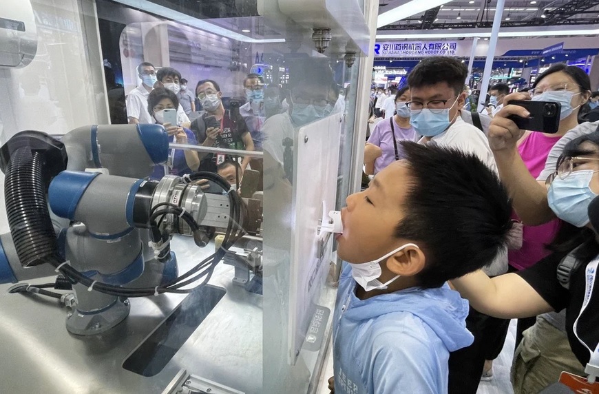 ساخت ربات چینی برای انجام سریع تست‌های کرونا
