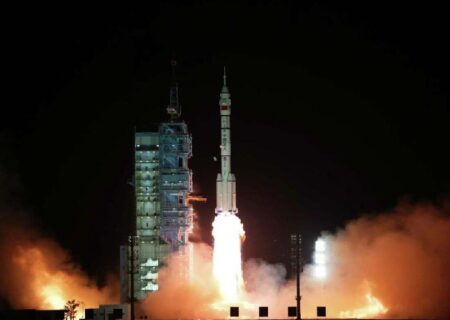 ۳ فضانورد چین راهی ایستگاه فضایی شدند