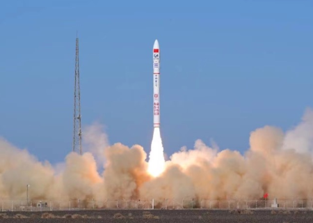 ۵ ماهواره از بزرگترین منظومه ماهواره‌ای تجاری چین به فضا منتقل شدند