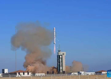 دو ماهواره آزمایشی محرمانه چین به فضا پرتاب شدند