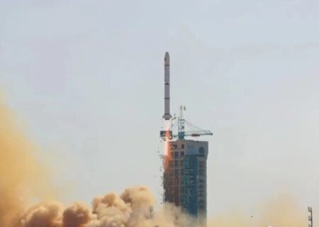 چین ماهواره سنجشی مصر را به فضا فرستاد
