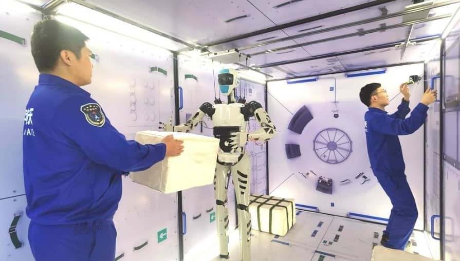 ساخت ربات انسان‌نمای پرنده برای فعالیت در ایستگاه فضایی