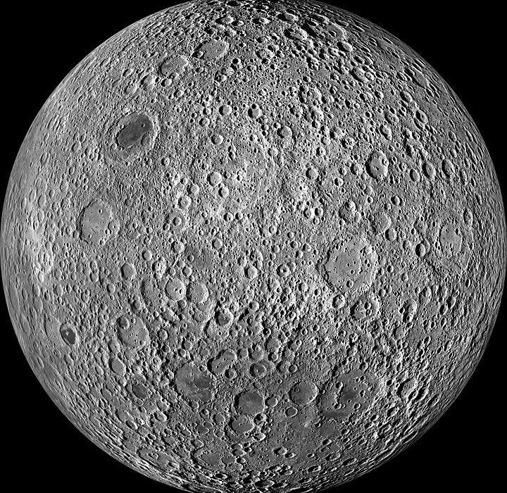 نقشه‌برداری از اعماق قسمت تاریک ماه برای اولین بار