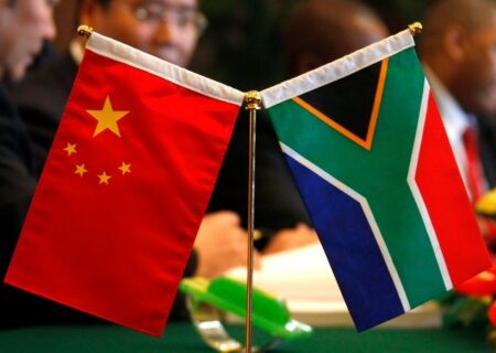 آفریقای جنوبی شریک جدید چین در پرواز فضایی سرنشین‌دار و ایستگاه قمری