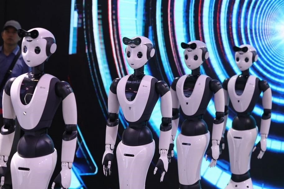 ربات‌های انسان نمای چین؛ موتور جدید رشد و توسعه