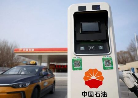 ظهور خودروهای الکتریکی مصرف نفت در چین را کاهش می‌دهد