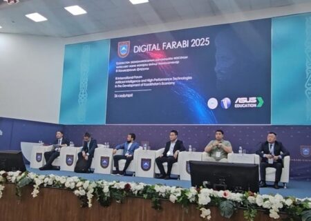 افتتاح مرکز اقتصاد ارتفاع پایین قزاقستان با همکاری چین