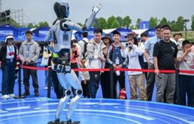 رونمایی آکادمی هوش مصنوعی پکن از مدل متن‌باز «RoboBrain» برای ربات‌های انسان‌نمای چین