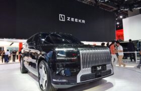 ورود خودروساز برقی Zeekr به عرصه هیبریدی‌ها برای افزایش فروش