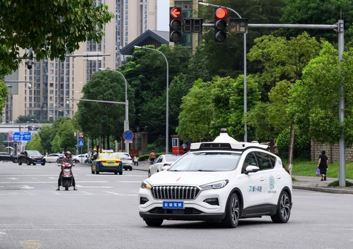 رقابت شرکت‌های چینی و آمریکایی در بازار جهانی تاکسی‌های خودران