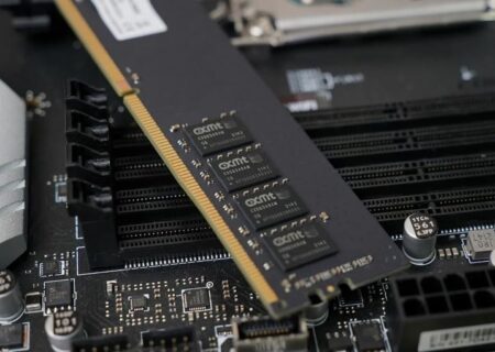 کاهش فاصله فناورانه چین با آمریکا با تولید تراشه‌های حافظه پیشرفته LPDDR5X